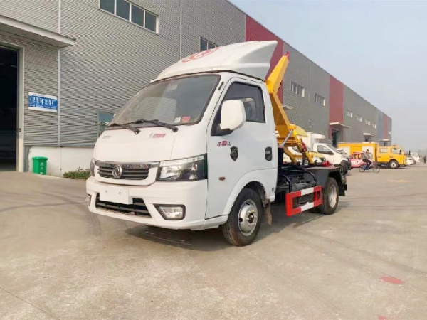 東風(fēng)途逸國(guó)六汽油3~4方車廂可卸（鉤臂）式垃圾車