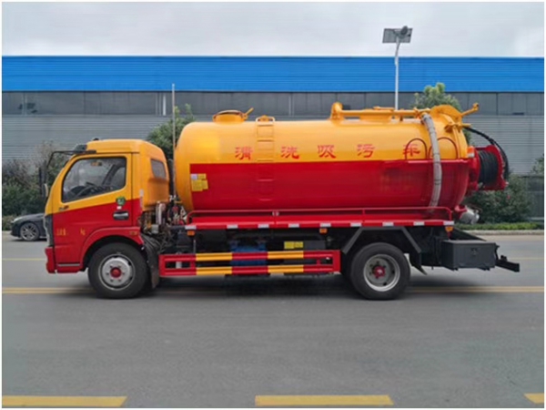 大多利卡8方 清洗吸污車（一體罐） 國(guó)六