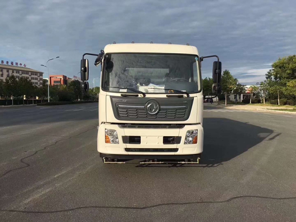 東風(fēng)天錦7水9塵洗掃車（國(guó)六）