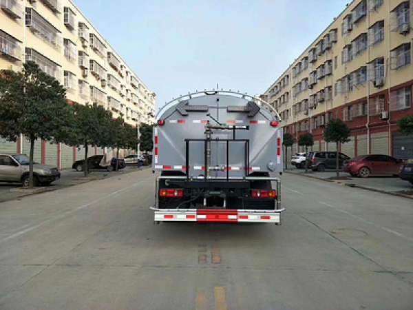 東風(fēng)天錦國六路面高壓清洗車